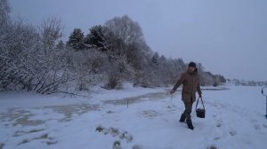 Зимняя рыбалка ! Рыбалка на Угре ! Первый трофей 2022 года !