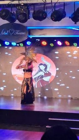 Выступление Авишаг на фестивале Восточного танца Desert Rose 2025 в Эйлате. 💃