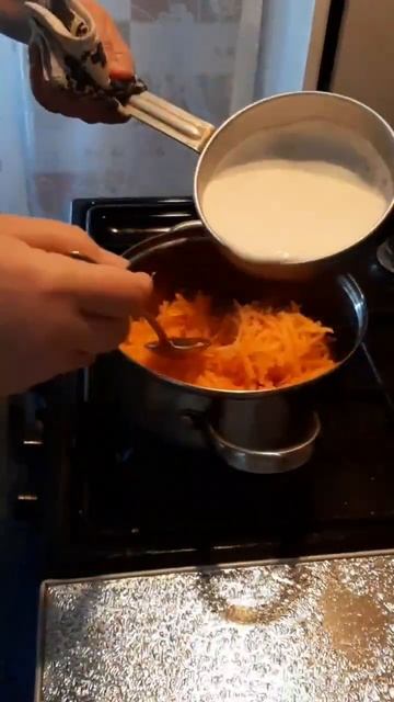 Pumpkin and rice porridge. Traditional Ukrainian dish 🎃 Гарбузова каша. Український смаколик #food смотреть онлайн