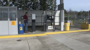 Freightliner Business Class M2 Compressed Natural Gas Refueling Overview