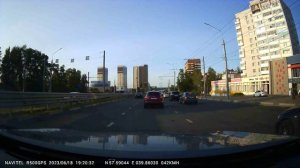 Видеорегистратор Navitel R500 gps пример съемки вечер