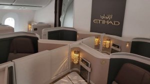 Etihad Boeing 787-9 Business Class Cabin Tour