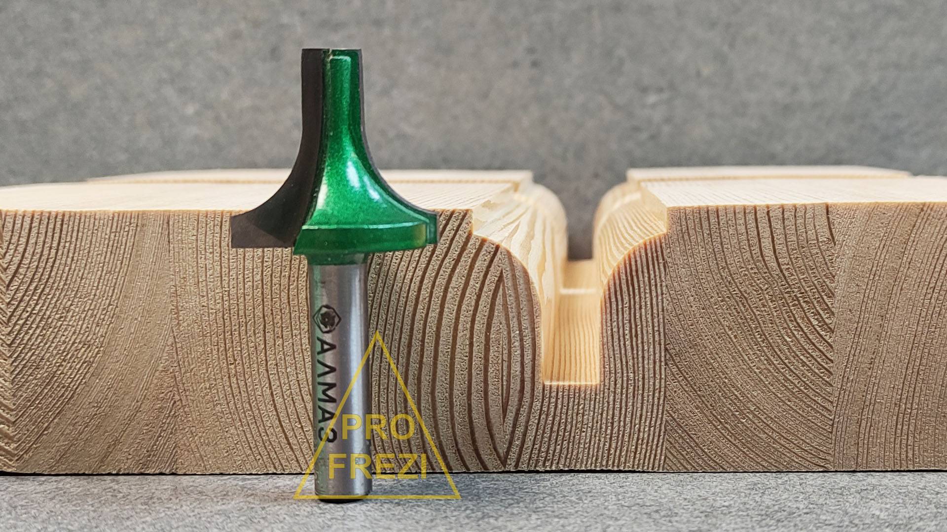 Фасонная радиусная фреза с плоским дном Алмаз 2057 R12. Фрезы для ручного фрезера и станков с ЧПУ смотреть онлайн