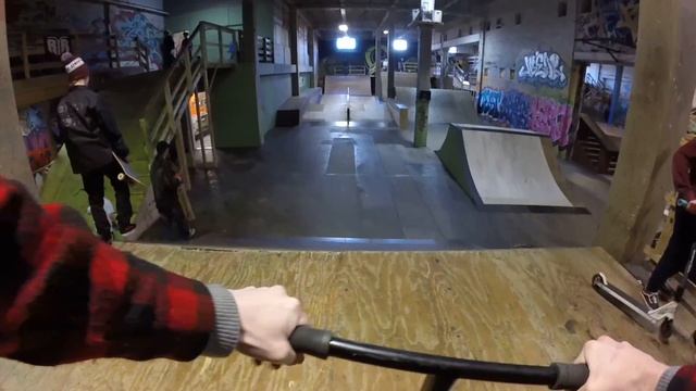 Charm City Scooter riding смотреть онлайн