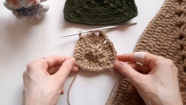 Треугольная салфетка из джута  #джут #вязаниекрючком