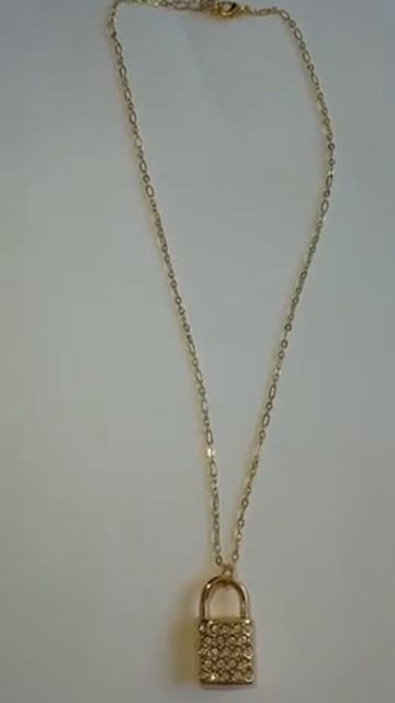 Colar Inspiração Imitação Cartier Cadeado Pedras de Zirconia смотреть онлайн