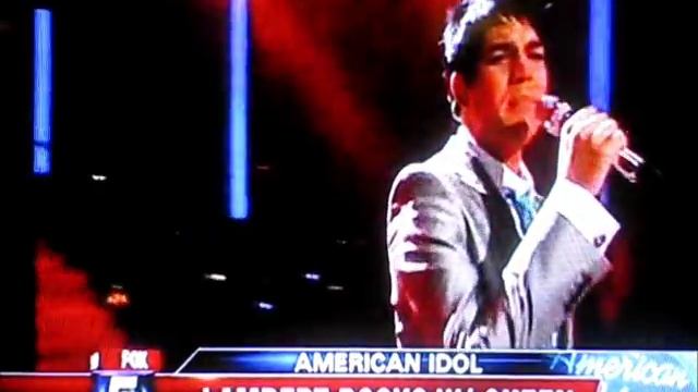 Adam Lambert - News Report About Performing with Queen at Sonisphere on 7.7.2012 смотреть онлайн