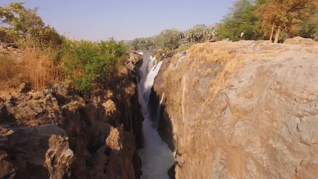 Очень Красивая, Потрясающая Мелодия, создающая приятное чувство легкого полета! смотреть онлайн