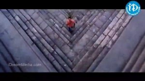 Madhura Madhura Video Song - Arjun Movie - Mahesh Babu || Shriya || Keerthi Reddy