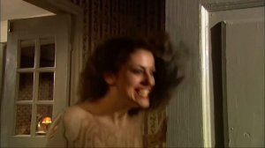 ... и вот она долго плакала, а потом стала злая