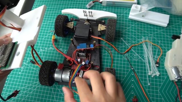 水弹步兵车，满满弹儿时回忆/ 基于arduino ，解码PPM遥控信号进行控制。RC RCcar смотреть онлайн