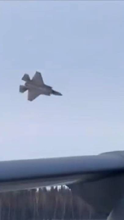 Крушение F-35 на Аляске 28 Января 2025г.
F-35 crash in Alaska on 28 January 2025. смотреть онлайн