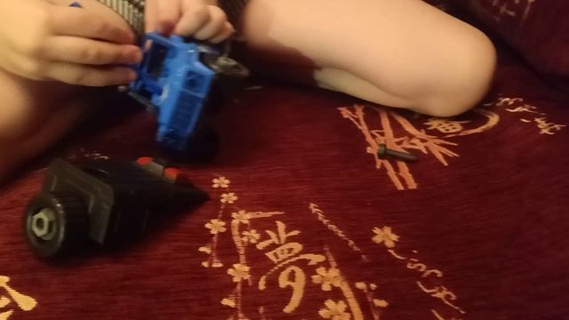 Распаковка полицейского внедорожника