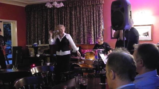 BonnieMac blues band Blues is my business смотреть онлайн