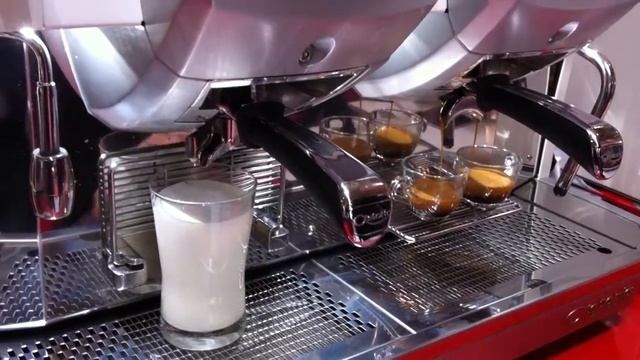 ALLES FÜR DEN GAST - HYBRID IN ACTION смотреть онлайн