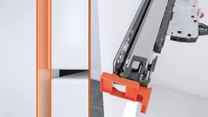 Шаблон для установки зазора между корпусом и фасадом 2,5мм для LEGRABOX и MOVENTO