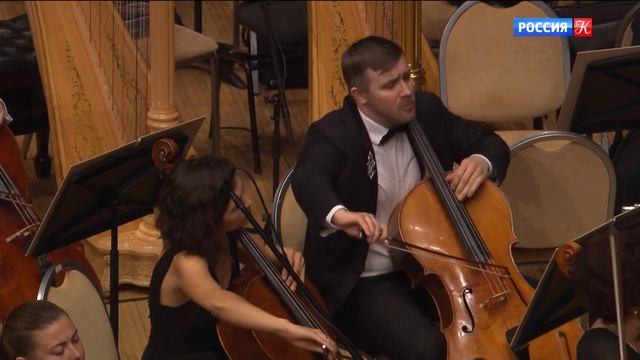 "Поэму экстаза" и Вторую симфонию Скрябина исполнили в Доме Музыки смотреть онлайн