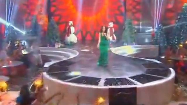 Natalia Oreiro Combio dolor  Novogodnaya noch 2015
