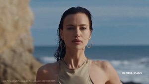 Новый взгляд — новая Gloria Jeans!