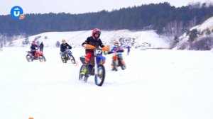 День снега в Каменске-Уральском: живые елки, снеговики, белые медведи и шаманы