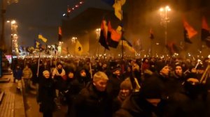 УКРАИНА КИЕВ Факельное шествие бандеровцев 01 января 2015 НОВОСТИ СЕГОДНЯ