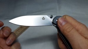 Симпатичный бюджетный нож QSP Parrot