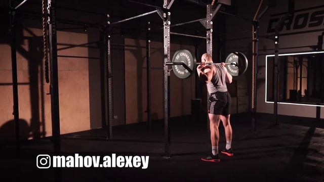Присед со штангой на спине смотреть онлайн