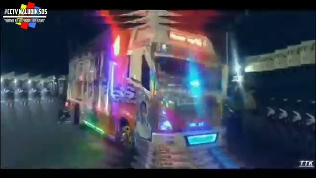 Stroy wa truk giga tawakal 4