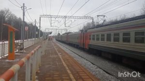 Эд4м 0337 сообщением Москва(Курский вокзал)-Крутое несётся по станции Есино!