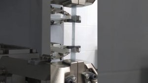 Испытания на растяжение металла.  Metal tensile testing.