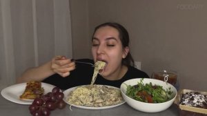 МУКБАНГ | ПАСТА СЛИВОЧНАЯ С КУРИЦЕЙ И ГРИБАМИ | ОВОЩНОЙ САЛАТ 🥗| А-ЛЯ ШТОЛЛЕН |