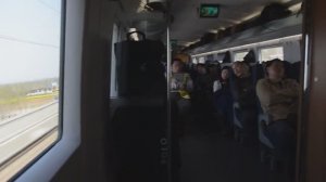 Поезд ВСМ рейса G1 - тоннели, горы, встречные поезда