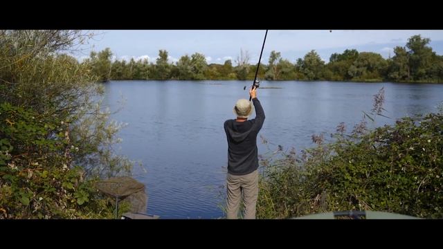 Learn To Tie TOM STOKES' STIFF D-RIG! смотреть онлайн