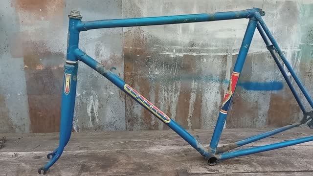 Убираем горб от лобового удара рамы ХВЗ Турист 1979 года выпуска