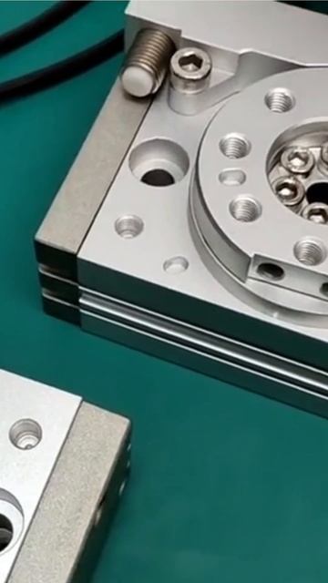 Вращающийся выдвижной стол, промышленное интеллектуальное устройство  #Промышленнаяавтоматизация
#То