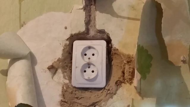Замена розетки Replacing the plug socket Ермаков смотреть онлайн
