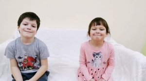 Ариана и Марсель. Шарик челлендж.