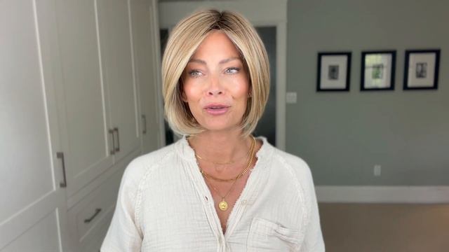 Straight Up with A Twist Wig by Raquel Welch in Shaded Wheat | WigsByPattisPearls.com Review смотреть онлайн