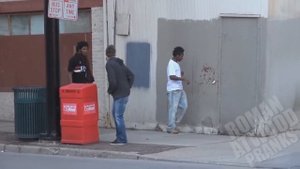 Публично обосрались