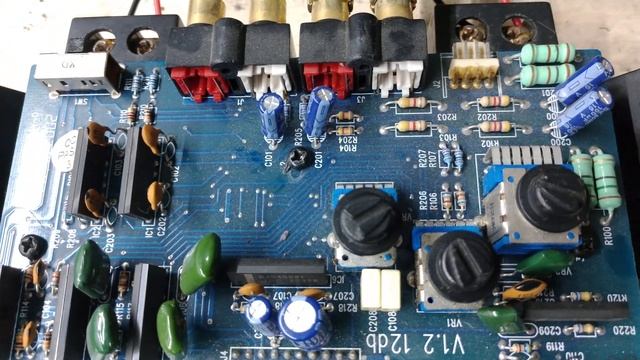 Kicker KX800.2 Carlos@udio смотреть онлайн