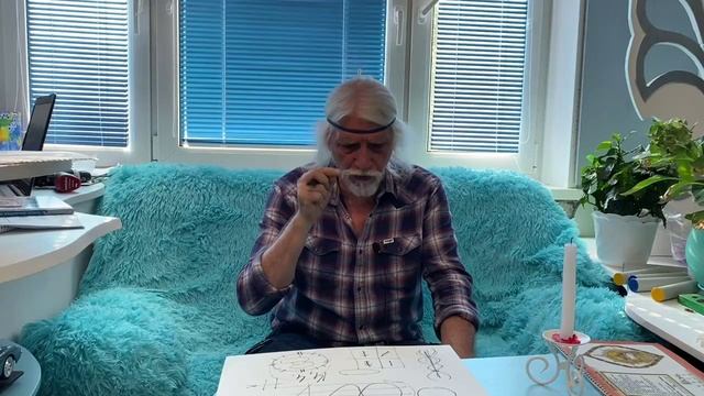 Буквы славян Светлои памяти Владимира Ивановича Говорова посвяща