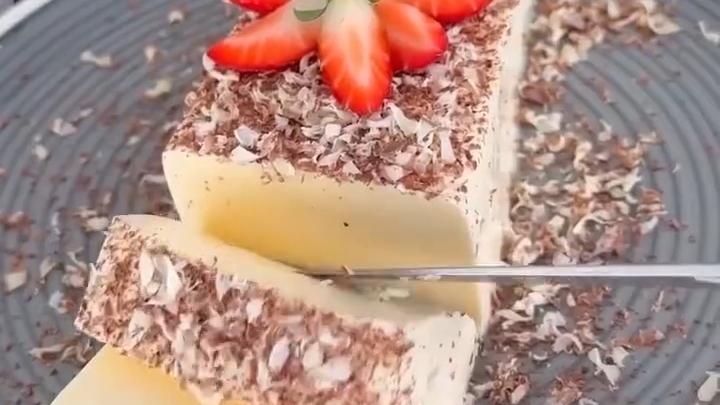 ДЕСЕРТ без муки и без выпечки...🍮🍓😋    Рецепт в описании ✍️