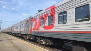 Прибытие поезда №338 Приобье-Екатеринбург ТЕП70-0255