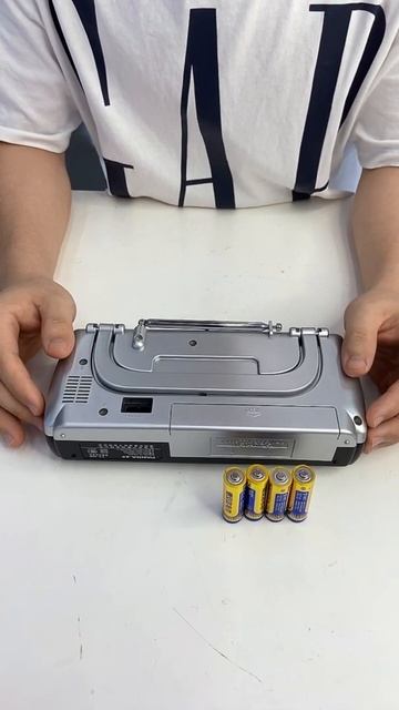 Retro portable am/fm radio cassette recorder смотреть онлайн