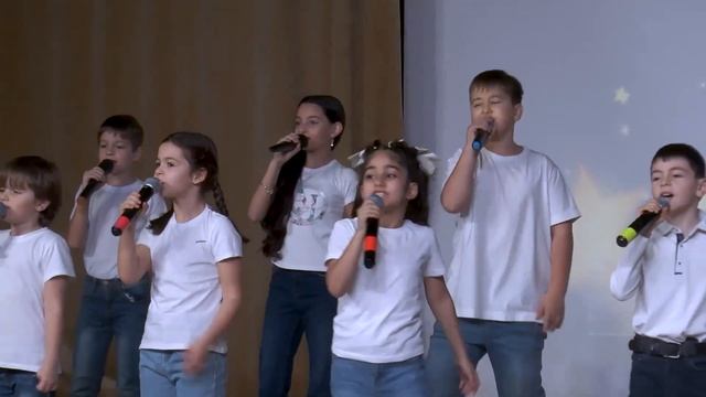 ВОКАЛЬНЫЙ КОЛЛЕКТИВ "ЗВЕЗДОЧКИ"-"ЗДРАСТВУЙ СОЧИ"-РУКОВОДИТЕЛЬ ВАДИМ ОРЛОВ. смотреть онлайн