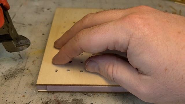 Magnet Spike Trap for your Tabletop смотреть онлайн