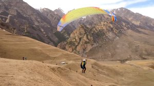 Как мы учились и летали на Кавказе. Рассказ о выезде Аэроклуба "Альтаир-Аэро" и полётах на параплане