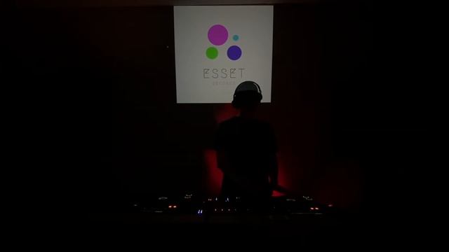 Esset Records Hosts: Paul Gauss смотреть онлайн