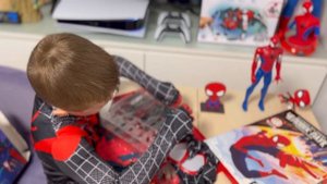 Распаковка фигурки Человека-паука Майлза Моралеса с AliExpress: Обзор и первые впечатления!