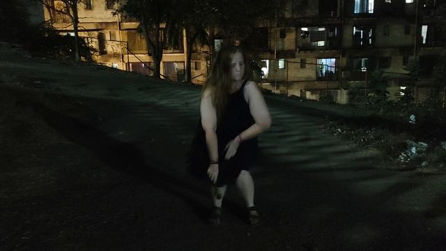 Танцы в ночи